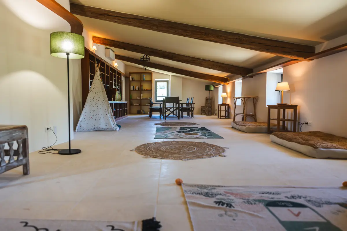 24i. Family room espace enfants - vue 2