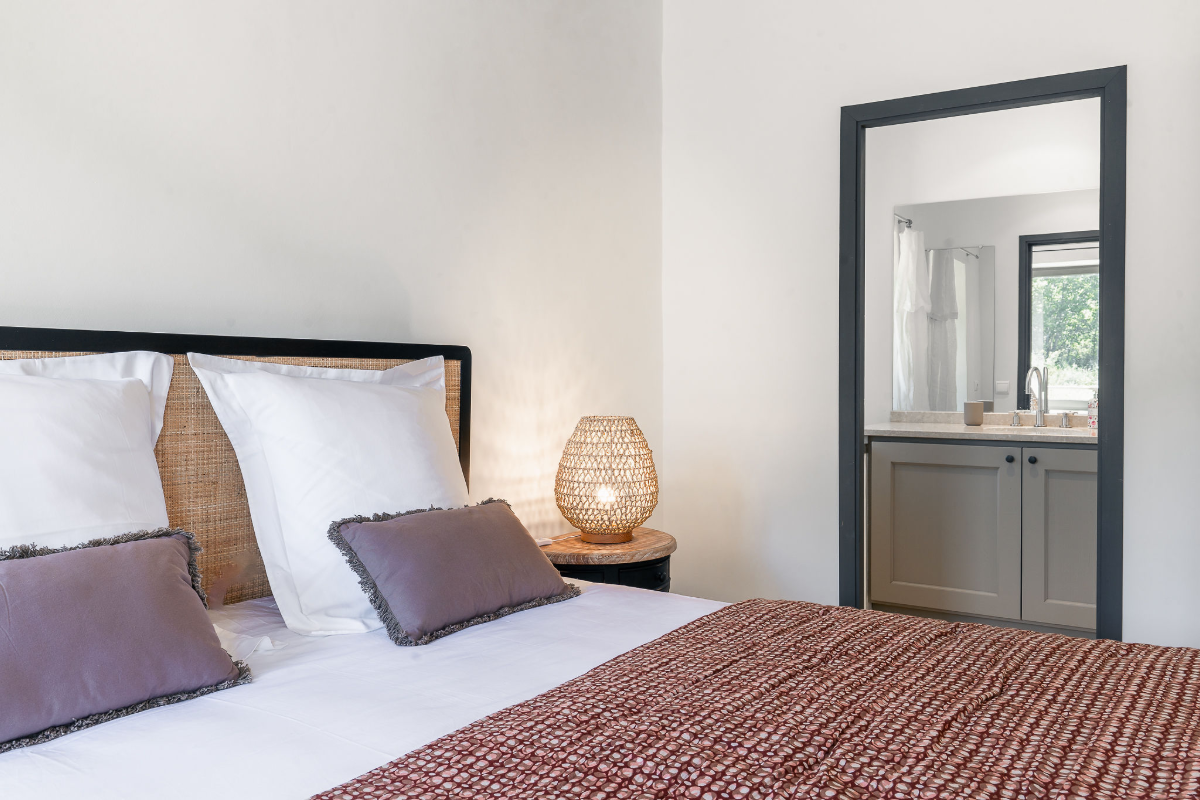 5c bis. Chambre cour entrée 1er étage - vue 2